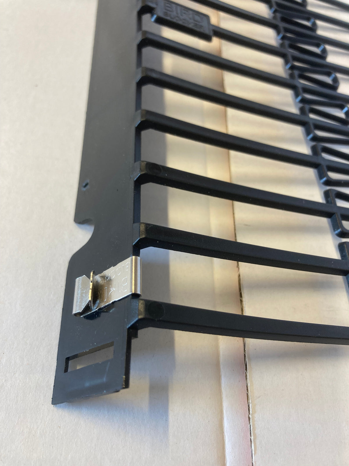Standard clips BirdBlocker
